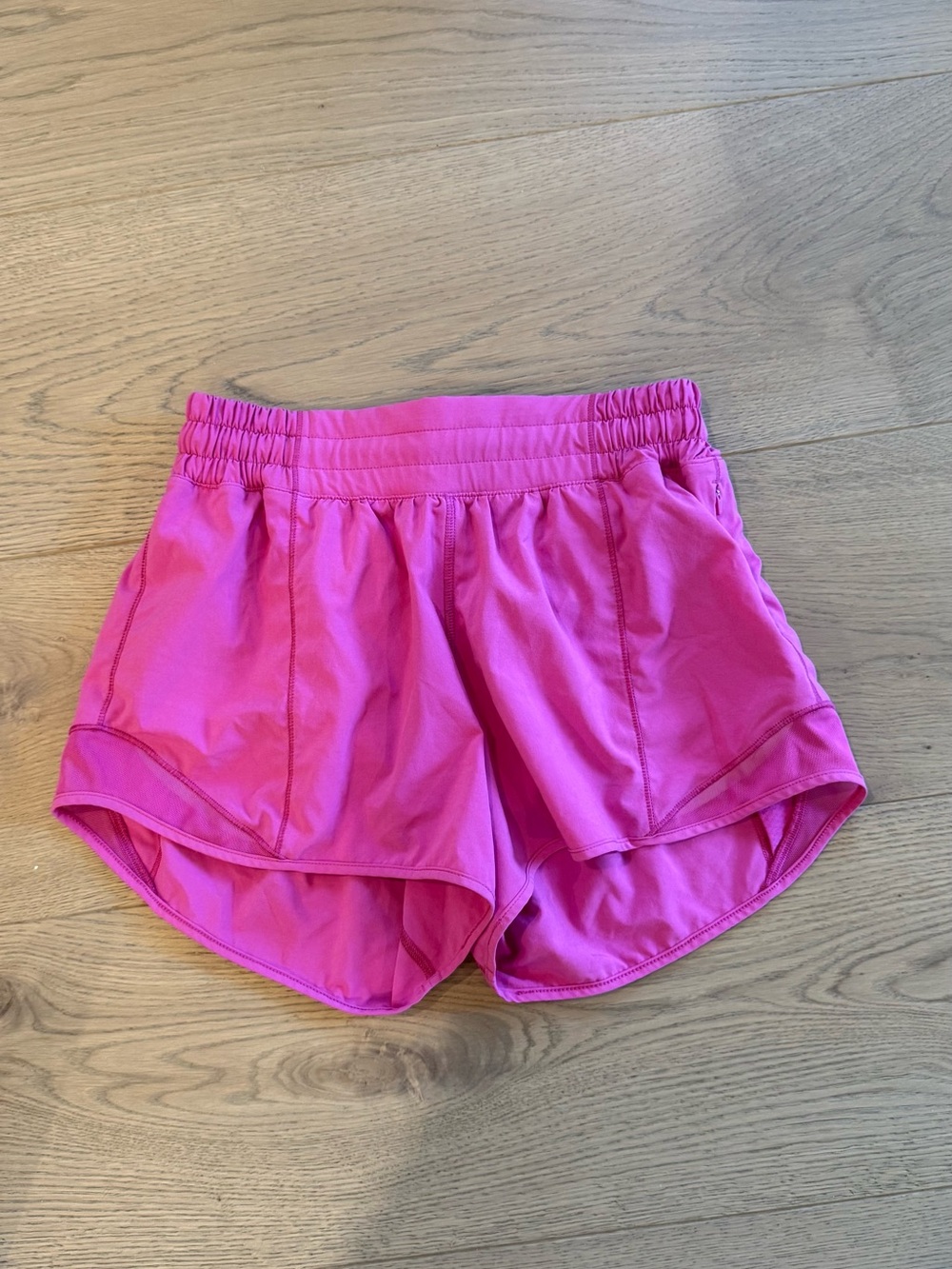 Lululemon Hotty Hot 4” High Rise Shorts in Pink